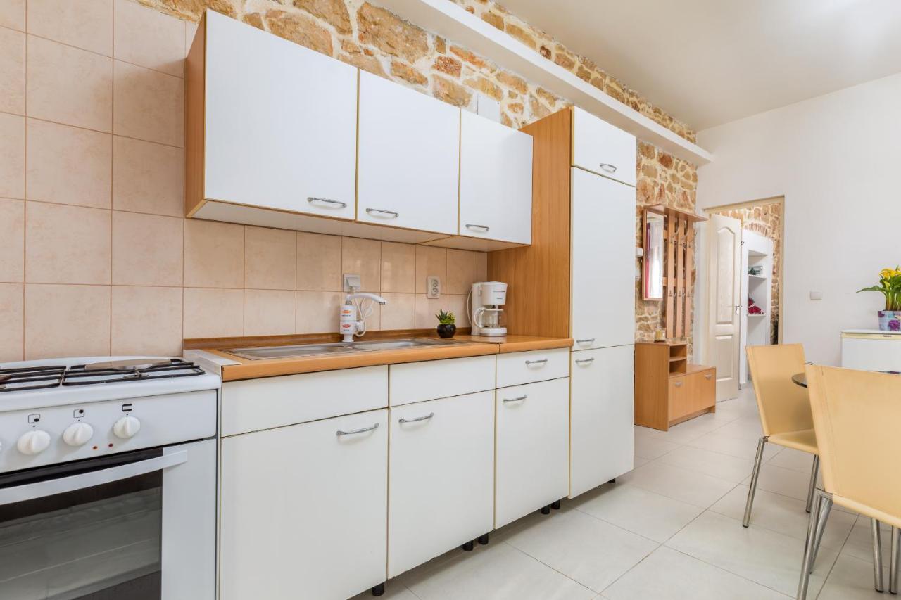 Apartment Nikola Fažana Εξωτερικό φωτογραφία