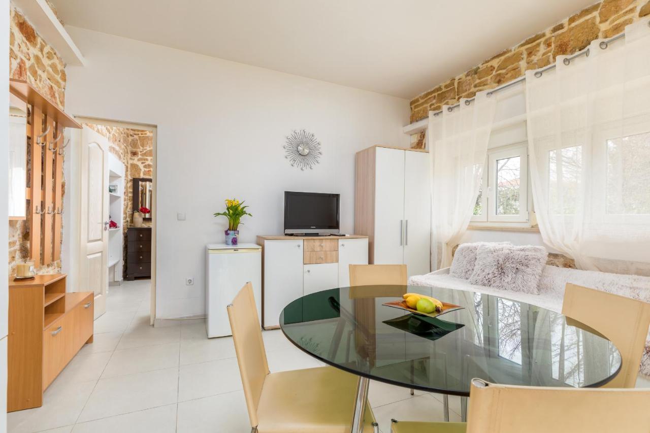 Apartment Nikola Fažana Εξωτερικό φωτογραφία