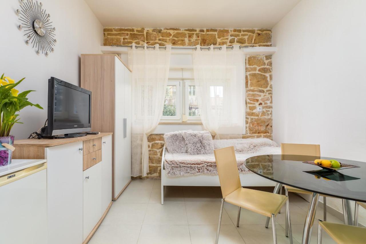 Apartment Nikola Fažana Εξωτερικό φωτογραφία